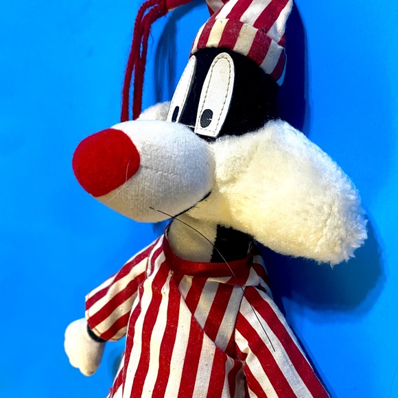 WARNER BROS. LOONEY TUNES VTG 1997 SYLVESTER THE CAT WEARING RED & WHITE PJ’S - Picture 5 of 12